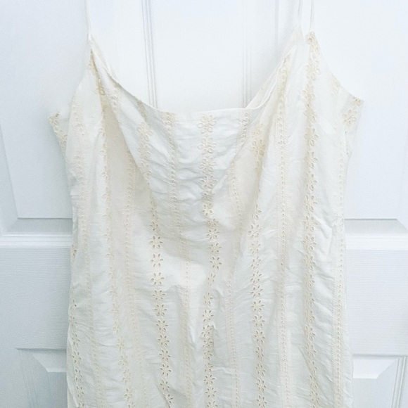 Essentials Cream Embroidered Blouse - Picture 1 of 7